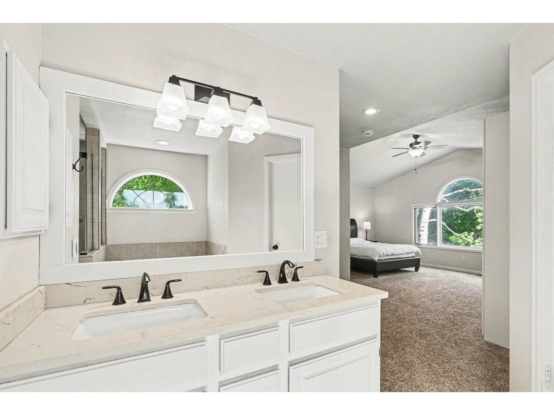 Photo of 1502 River Oak Dr