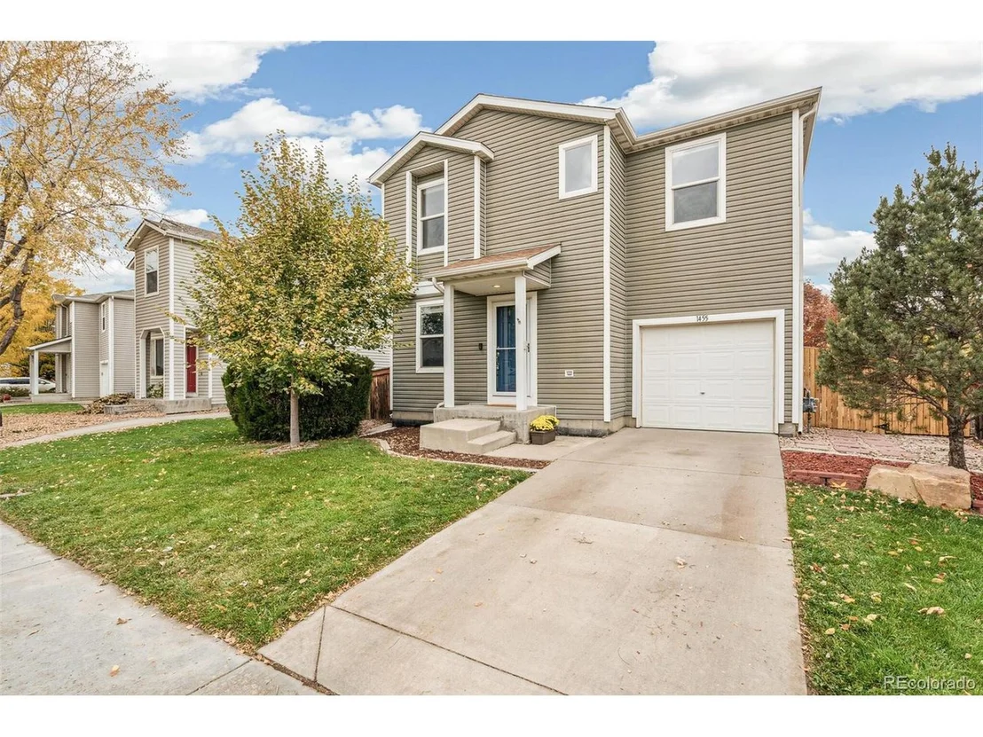 Photo of 1455 Hummingbird Cir