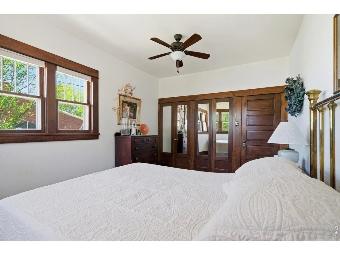 Photo of 212 2nd St