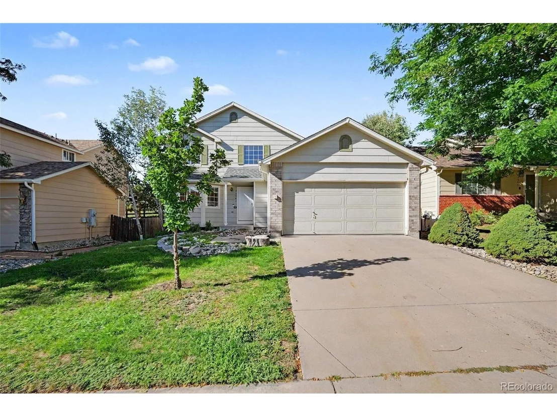 Photo of 23541 Broadmoor Dr