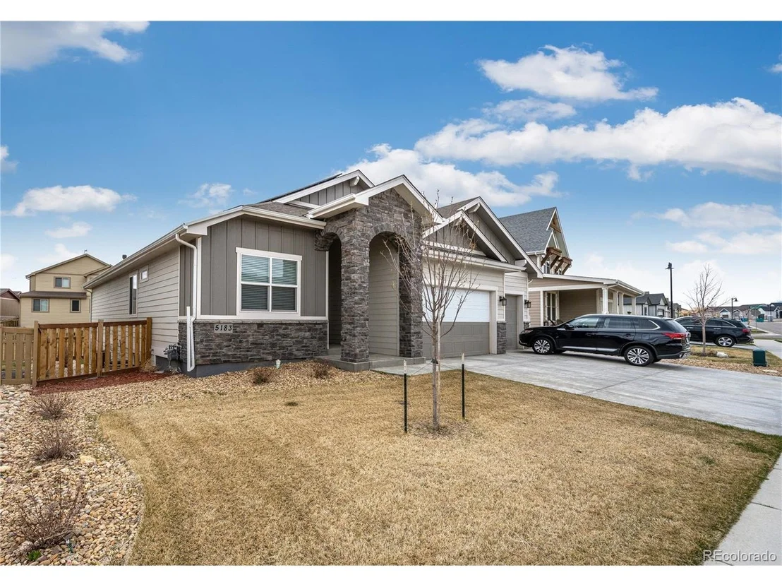 Photo of 5183 Long Dr