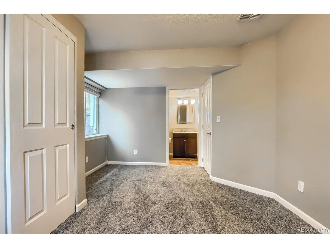 Photo of 5289 Windflower Ln