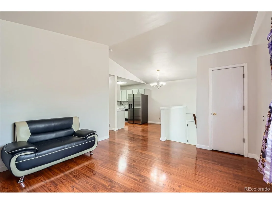 Photo of 2232 Ash Ave