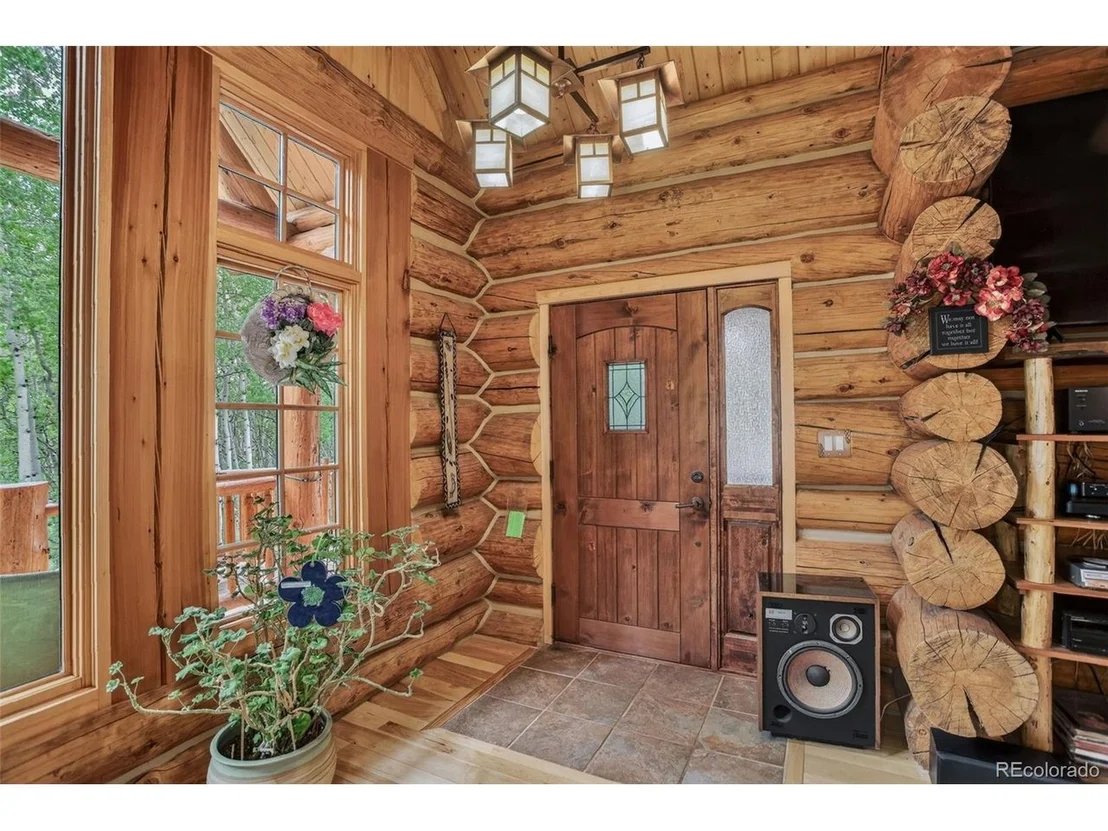 Photo of 261 Pine Dr