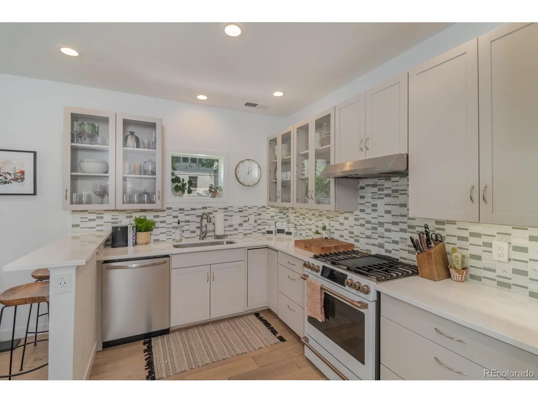 Photo of 4237 W 35th Ave
