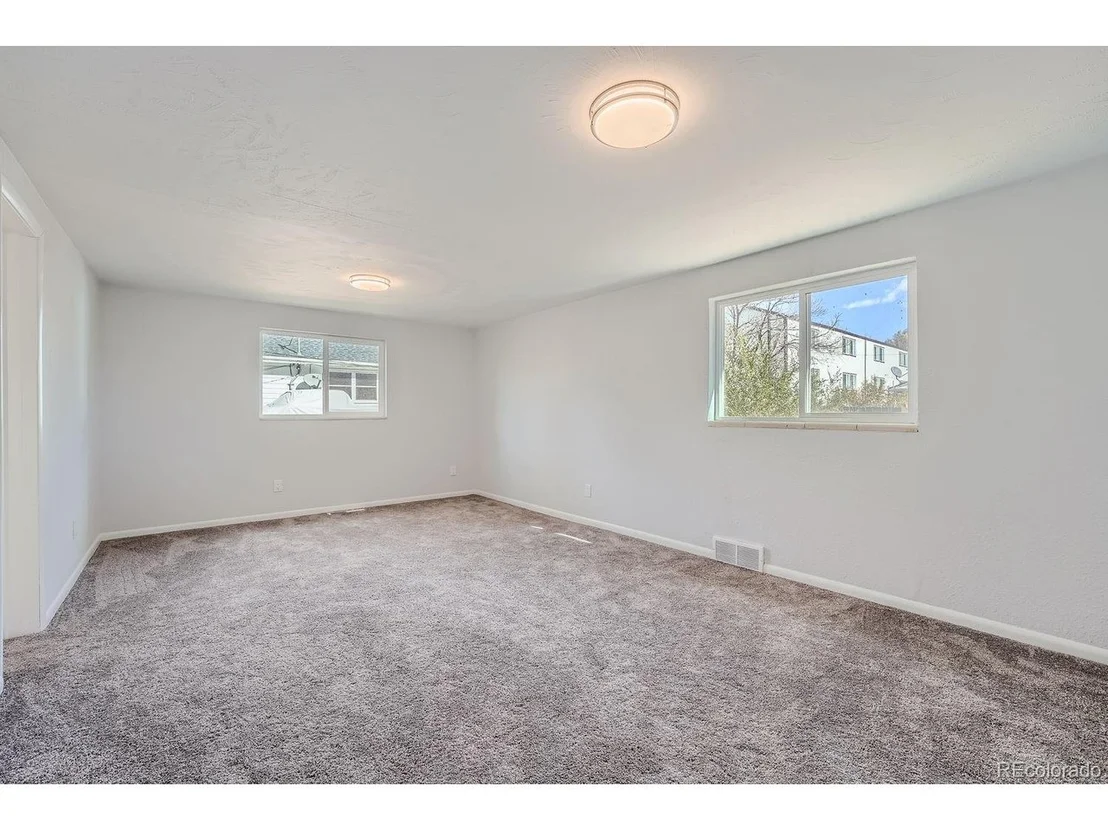 Photo of 6052 Wadsworth Blvd