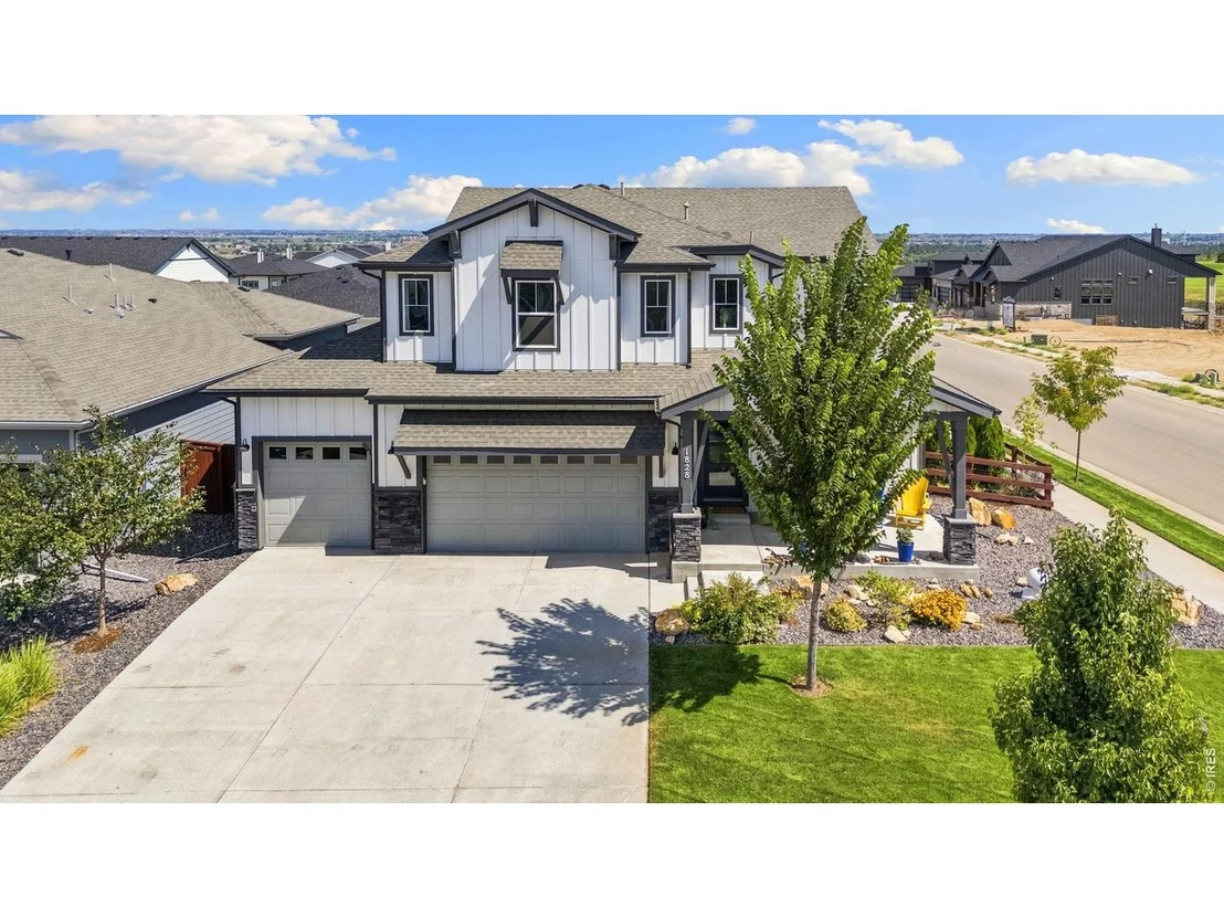 Photo of 1828 Golden Sun Dr