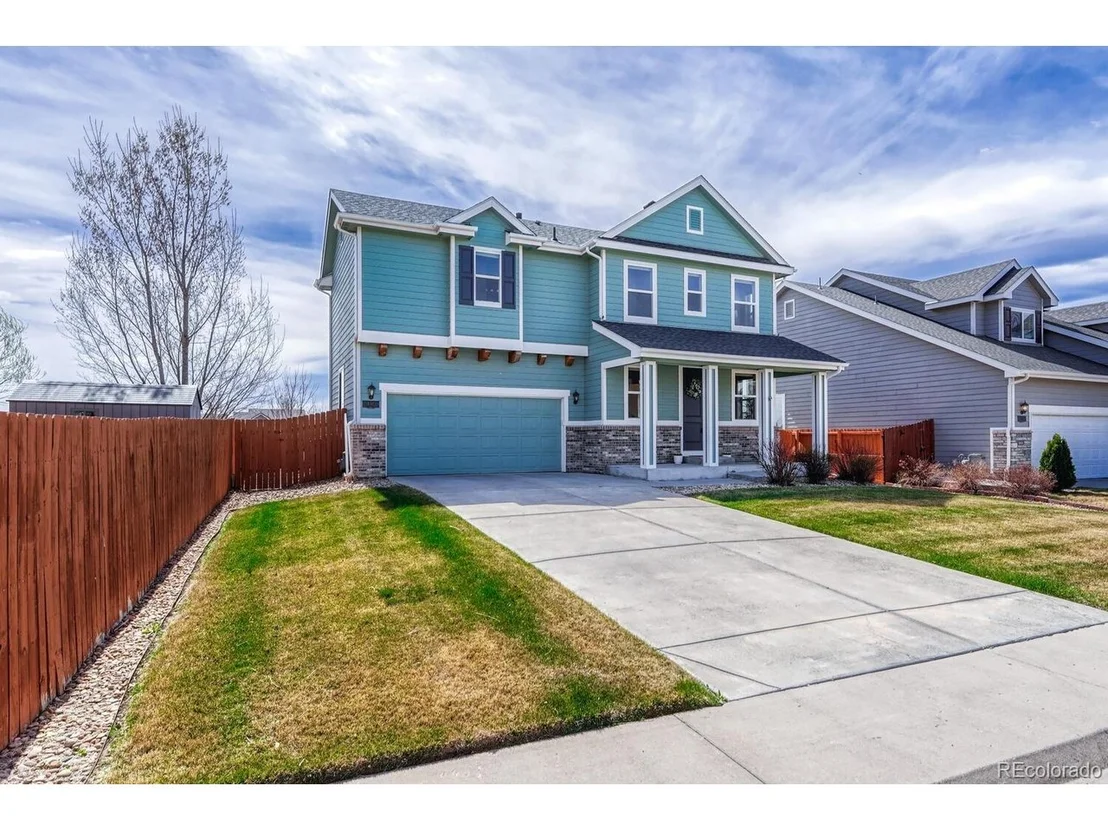 Photo of 490 Dukes Way