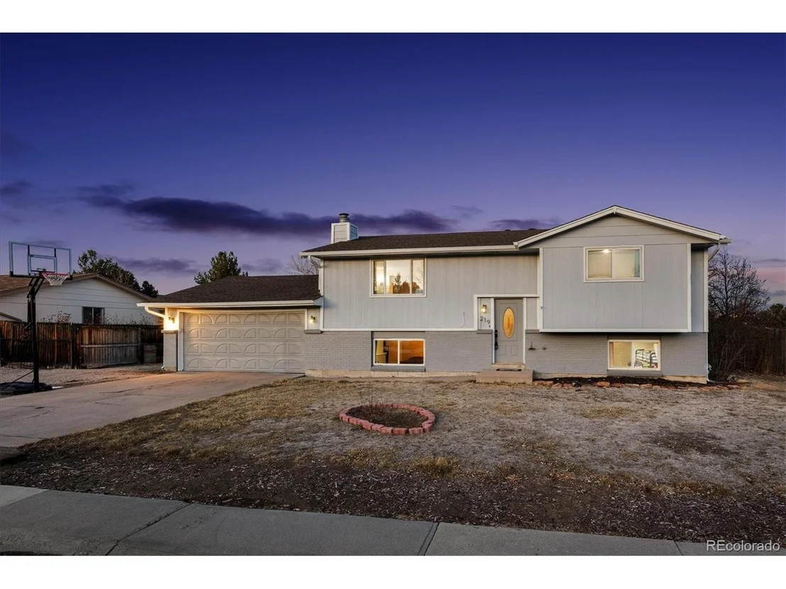 Photo of 219 Dianna Dr