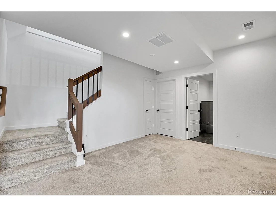 Photo of 191 Diamond Dr