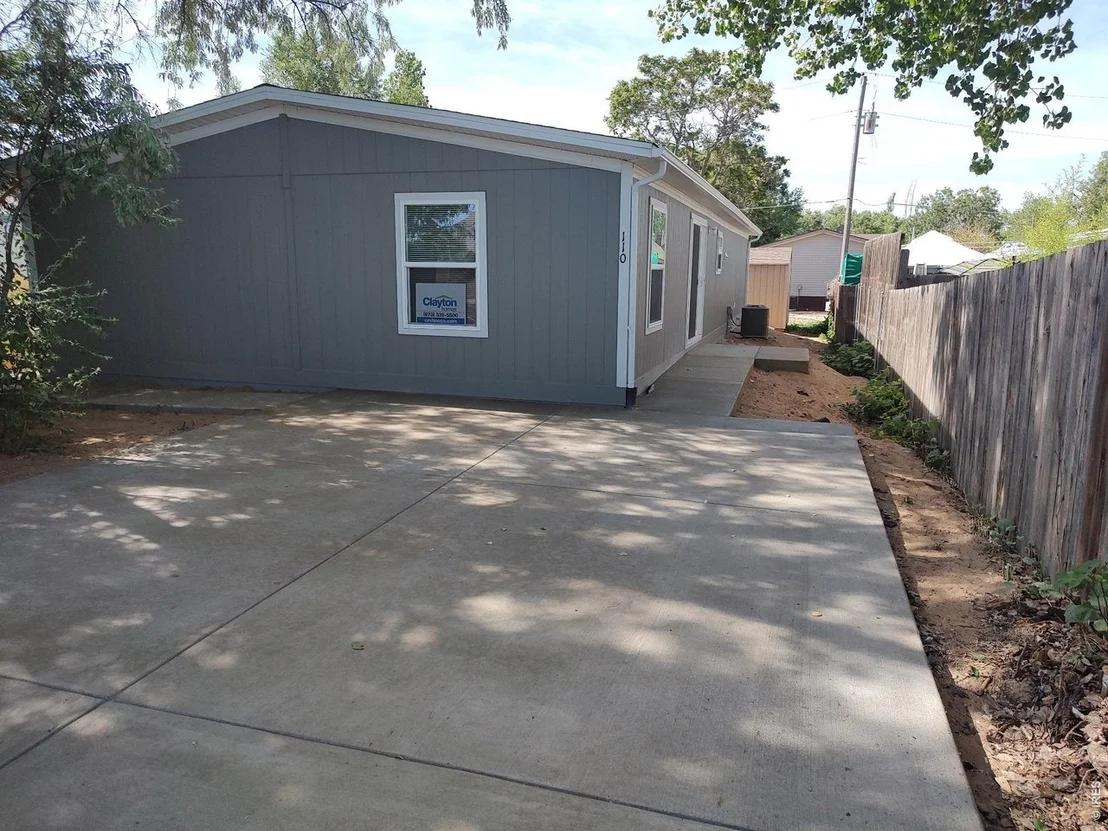 Photo of 110 W Grant Ave