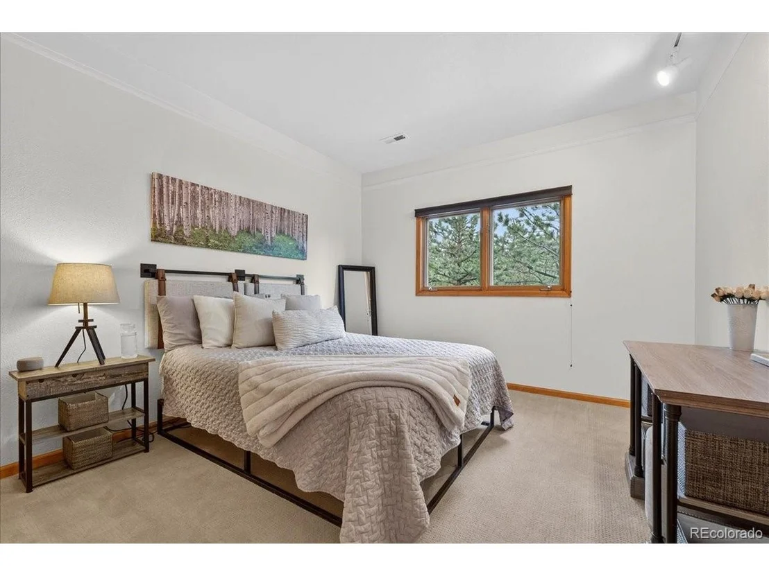 Photo of 2368 Bitterroot Ln