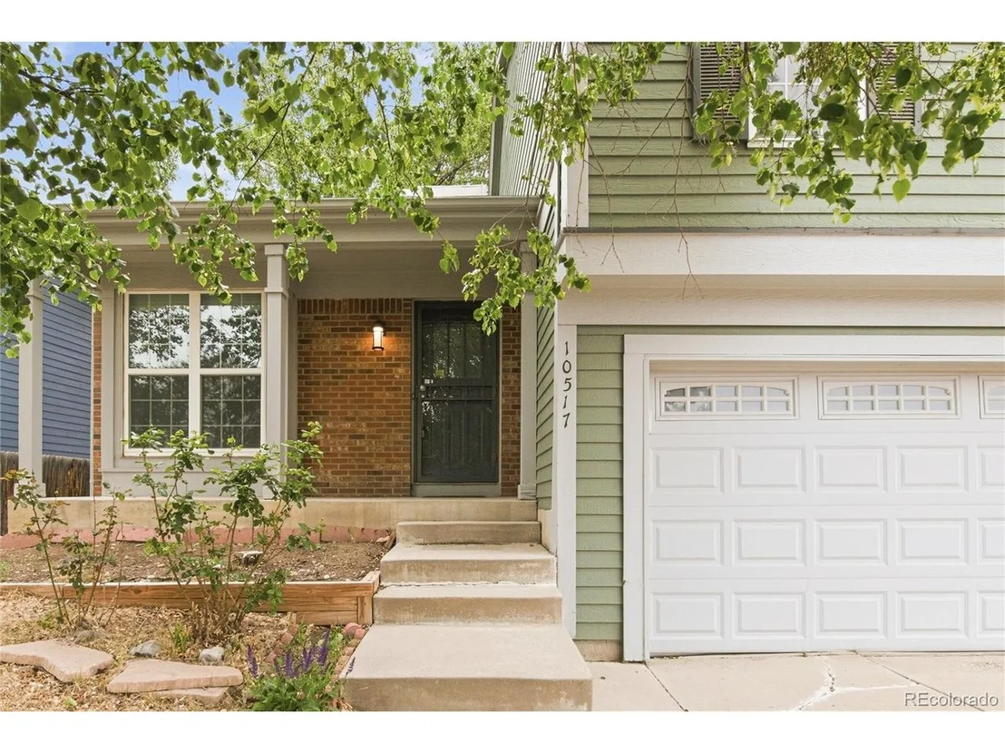 Photo of 10517 Robb Dr