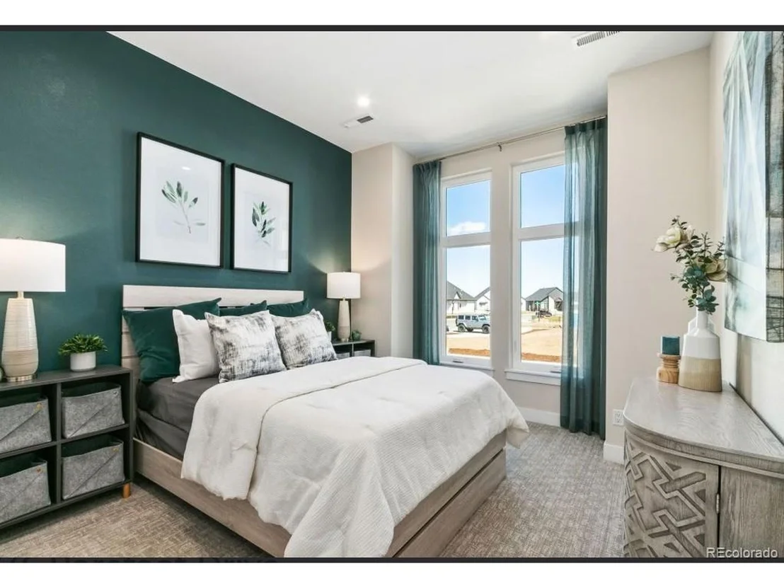 Photo of 1736 Barefoot Dr