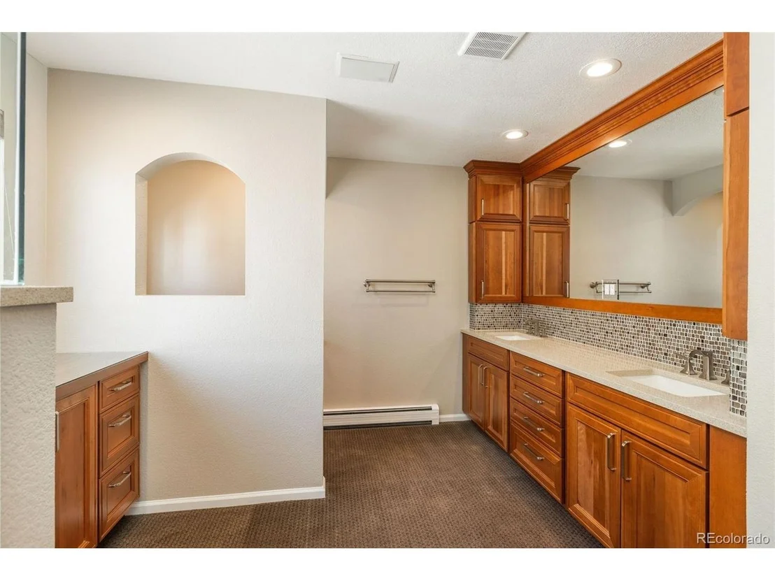 Photo of 4062 Lee Cir