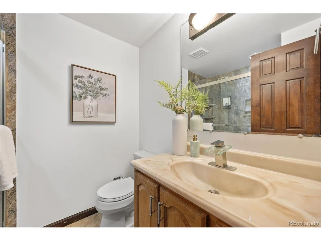 Photo of 6207 Elbert Pl