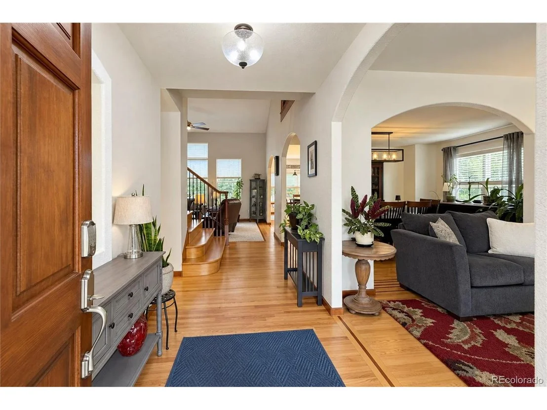 Photo of 2519 Eagleview Cir