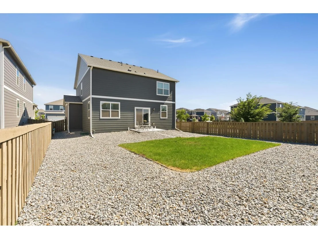 Photo of 717 Lake Emerson Rd