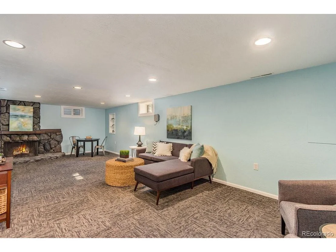 Photo of 5350 Iris St