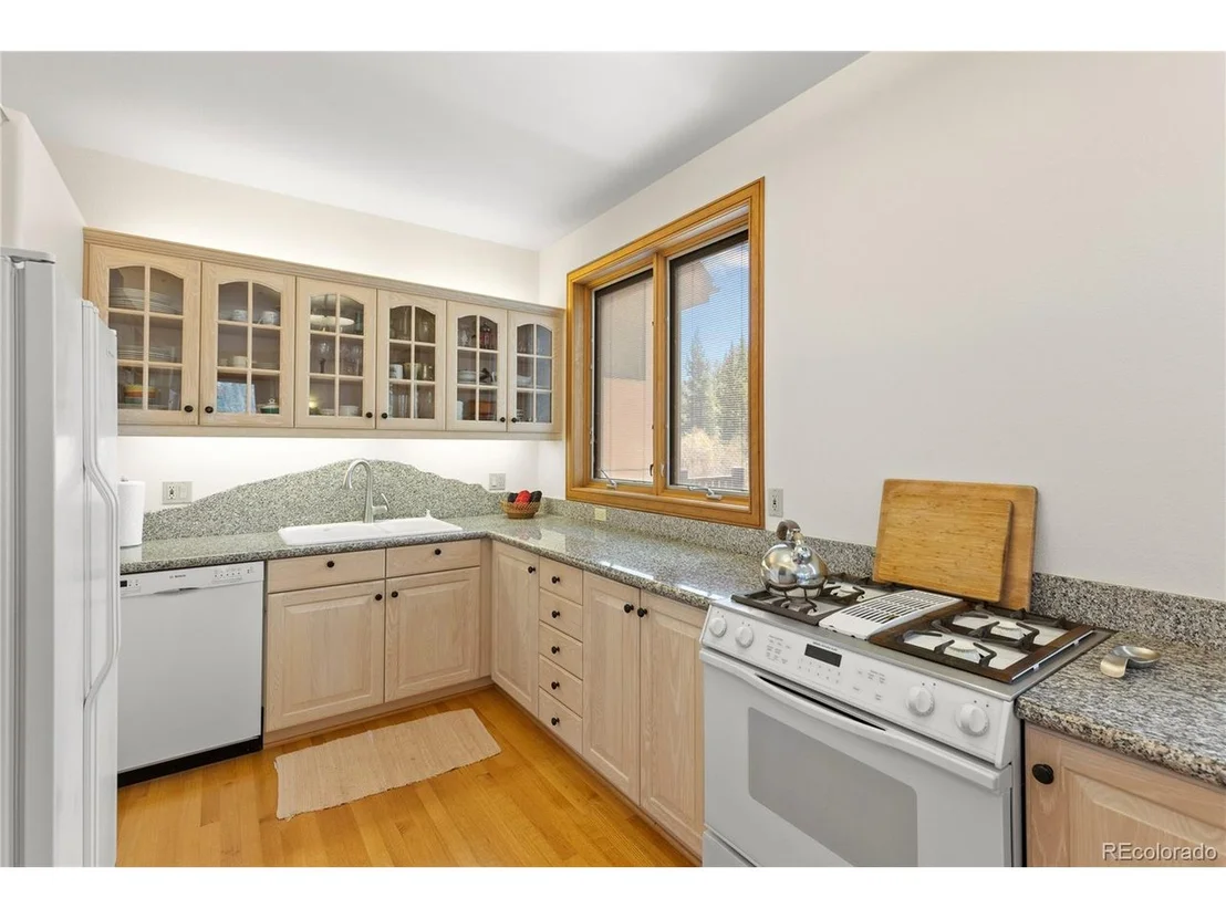 Photo of 460 Temple Trl