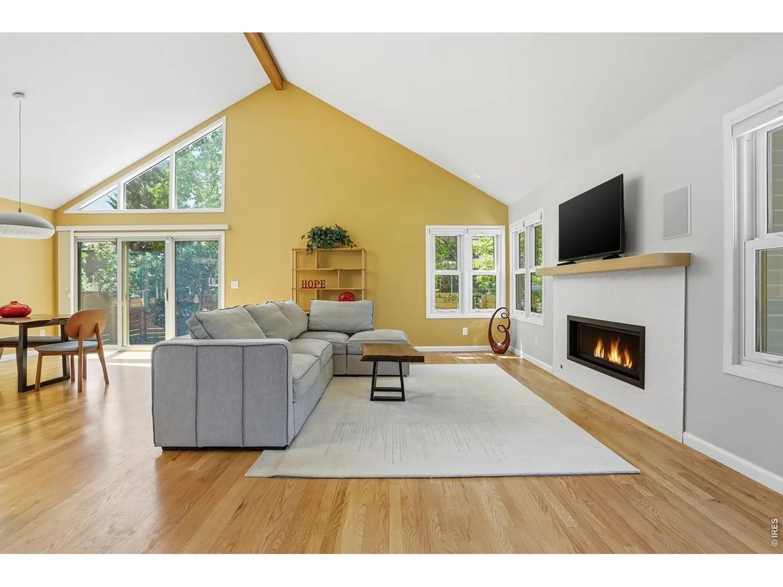 Photo of 5579 STONEWALL Pl