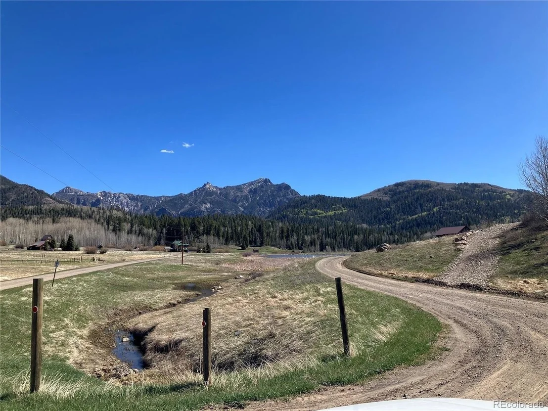 Photo of 222 Lost Valley Dr