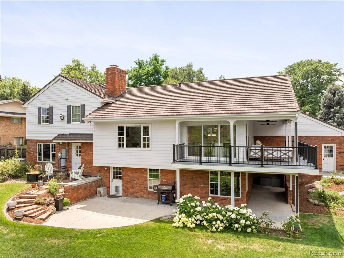 Photo of 1 Hillside Dr