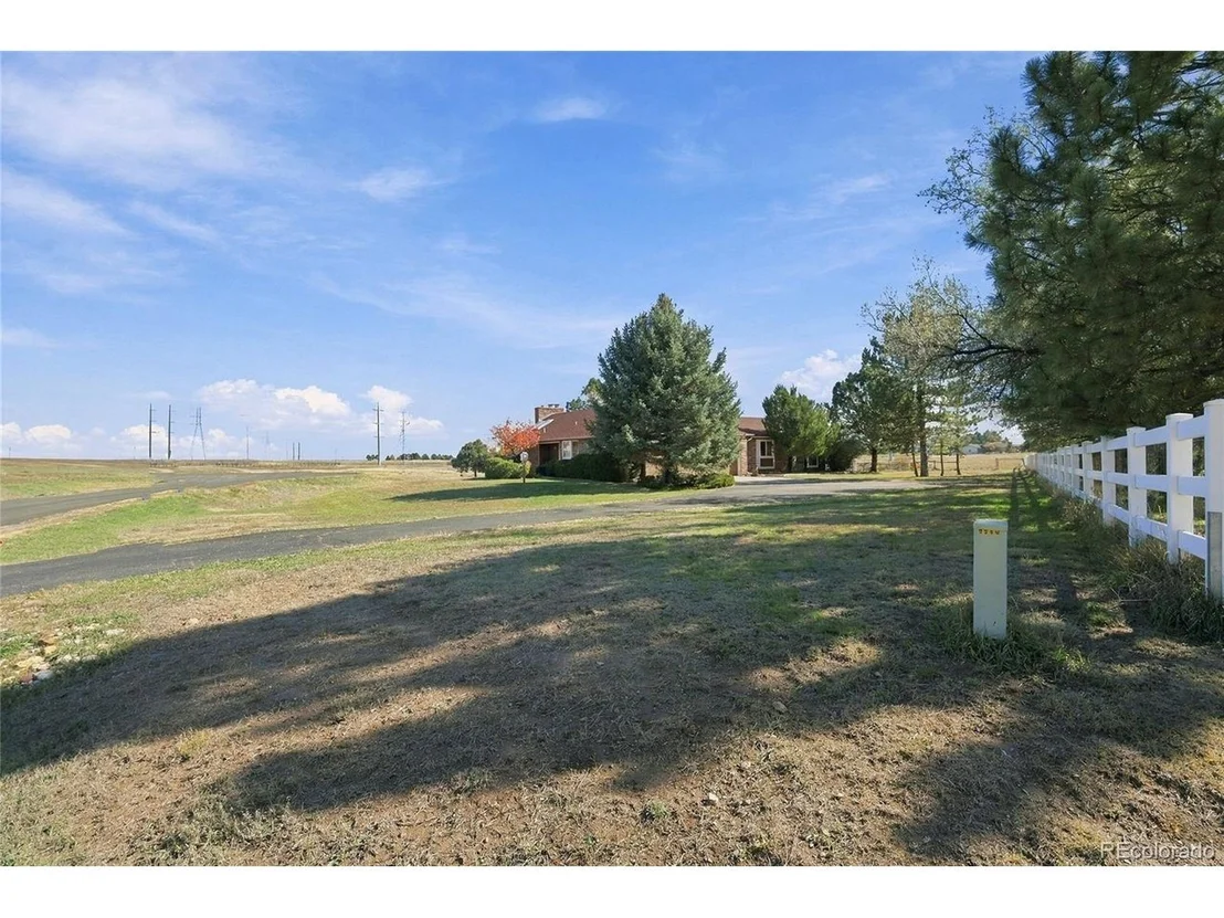 Photo of 9980 Heather Dr