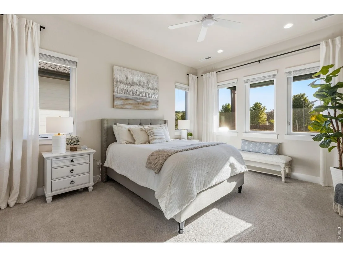 Photo of 1724 Barefoot Dr