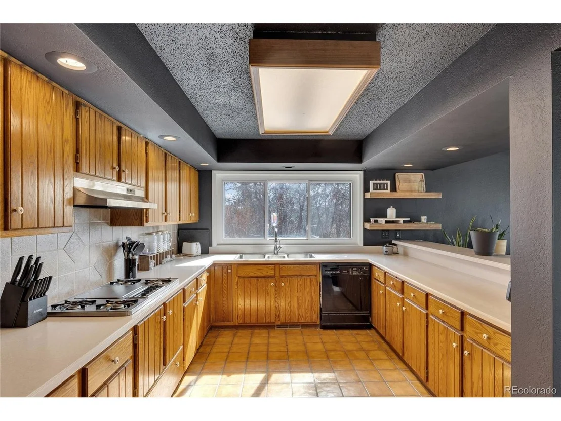 Photo of 9805 Deerfield Rd