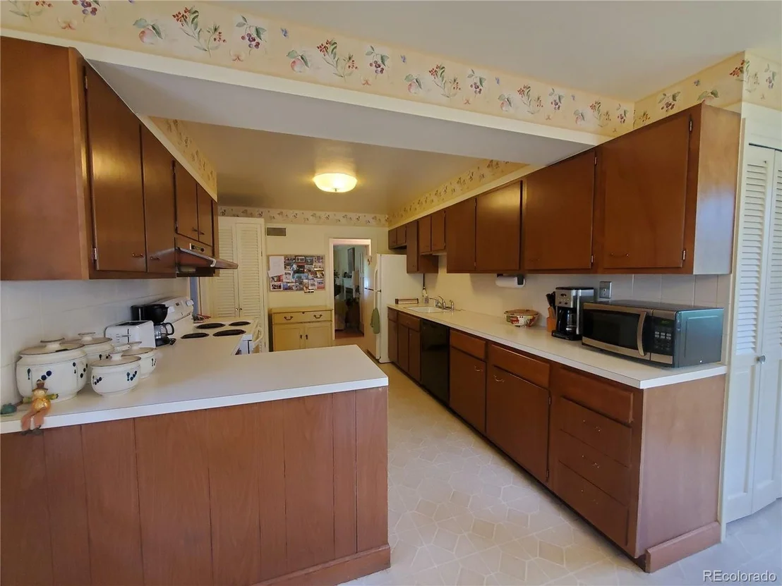 Photo of 356 Dexter St