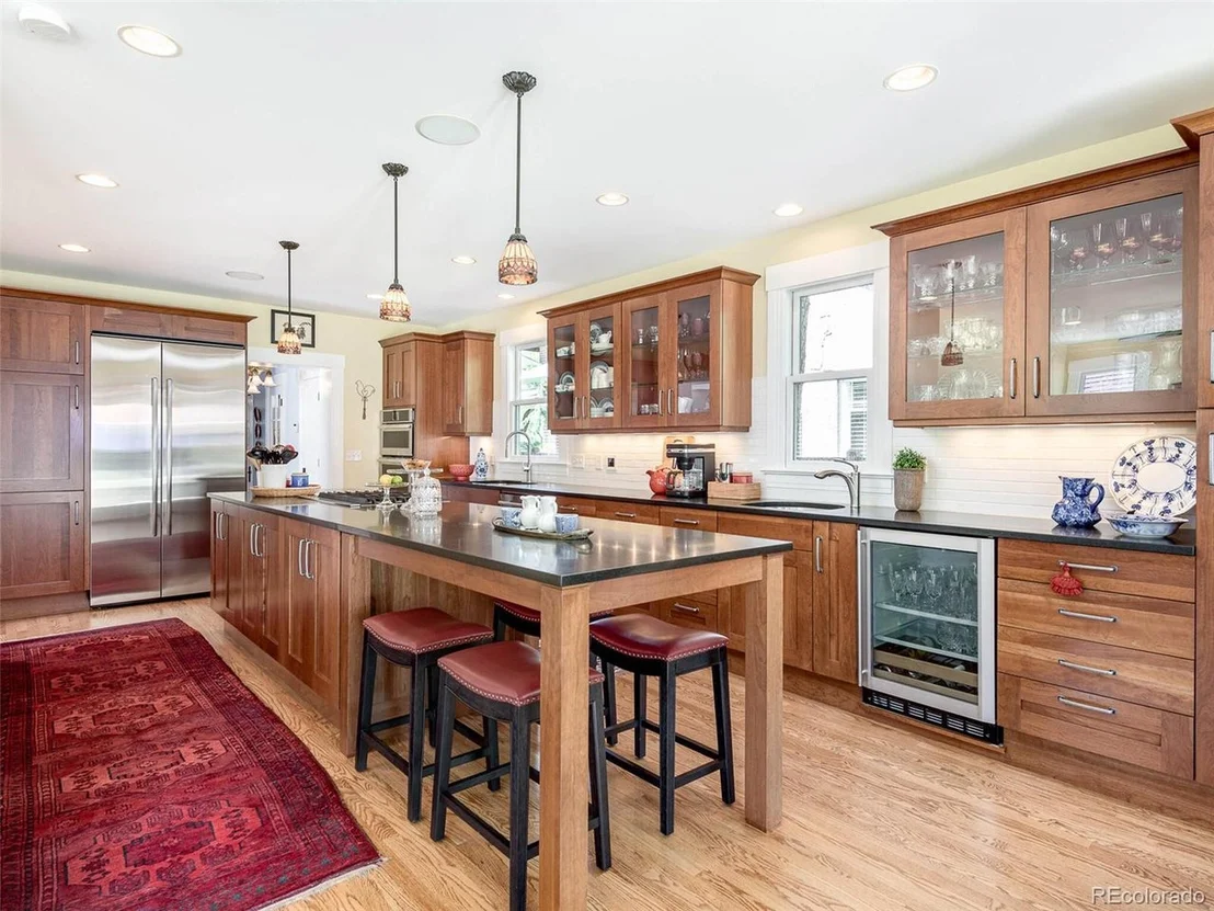 Photo of 736 Vine St
