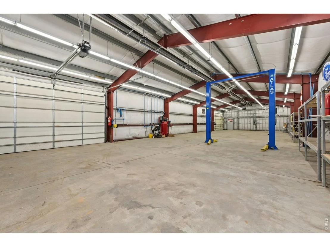 Photo of 697 N Beaver Rd