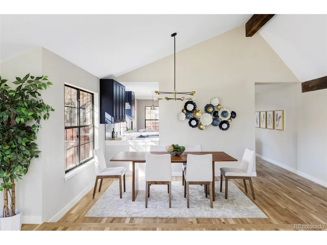Photo of 8153 Field Cir