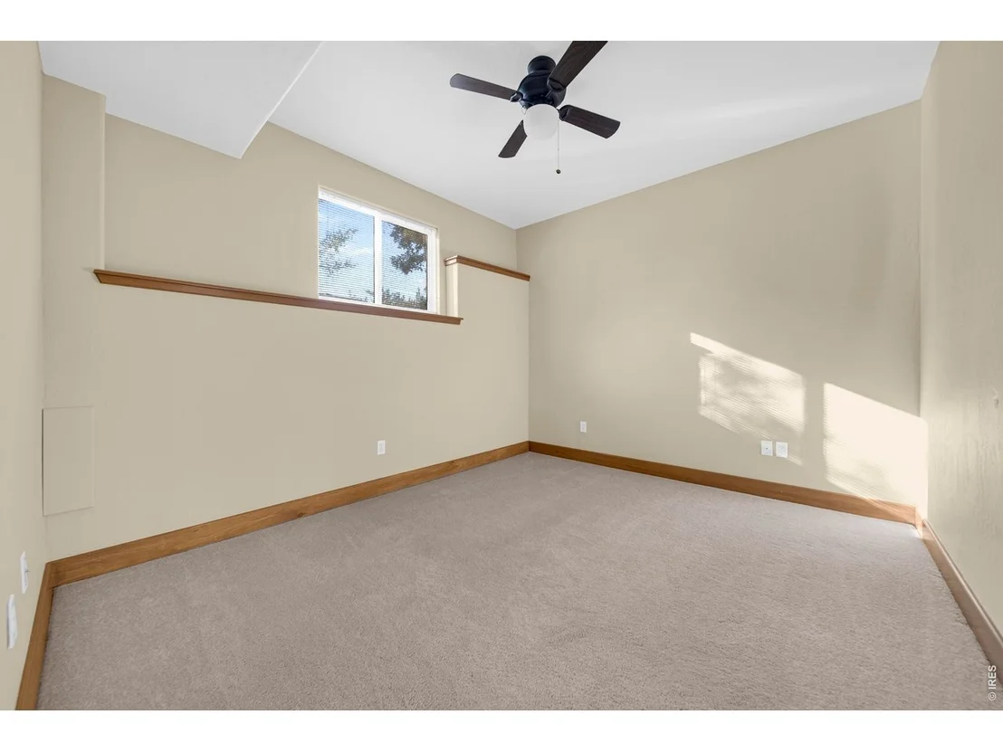 Photo of 48 Bachar Dr