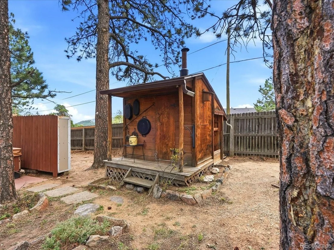 Photo of 30402 Hilltop Dr