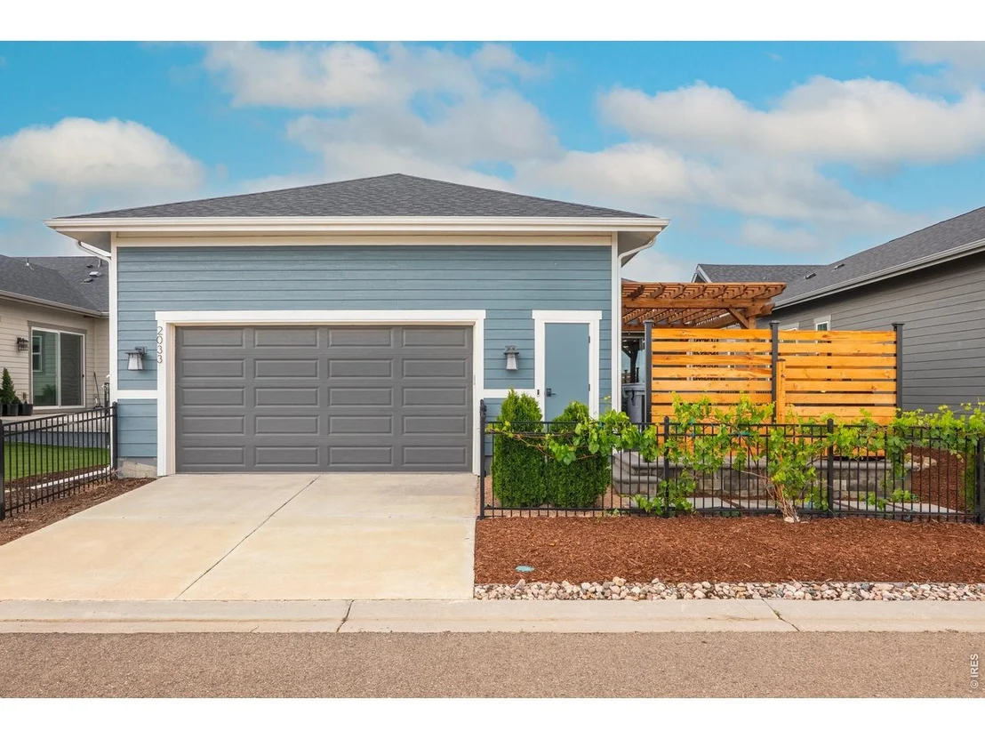Photo of 2033 Squib Ln