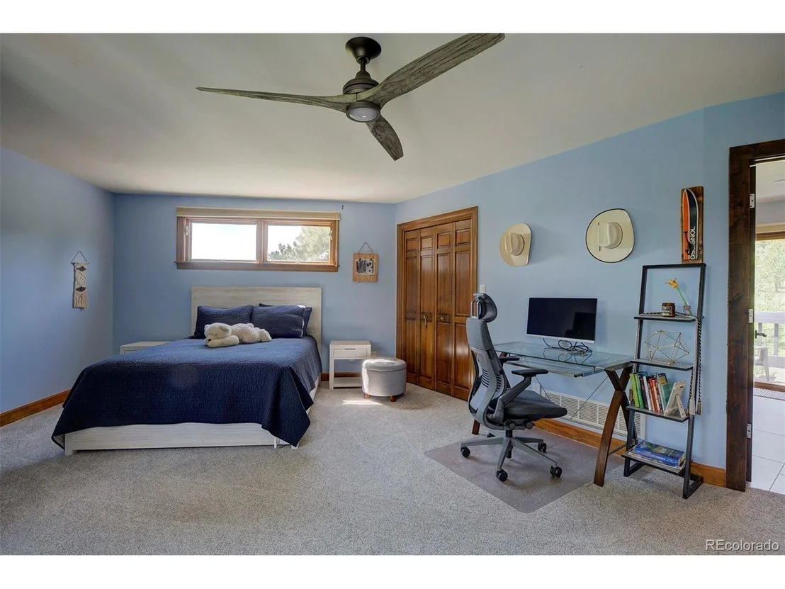 Photo of 2226 Island Pt