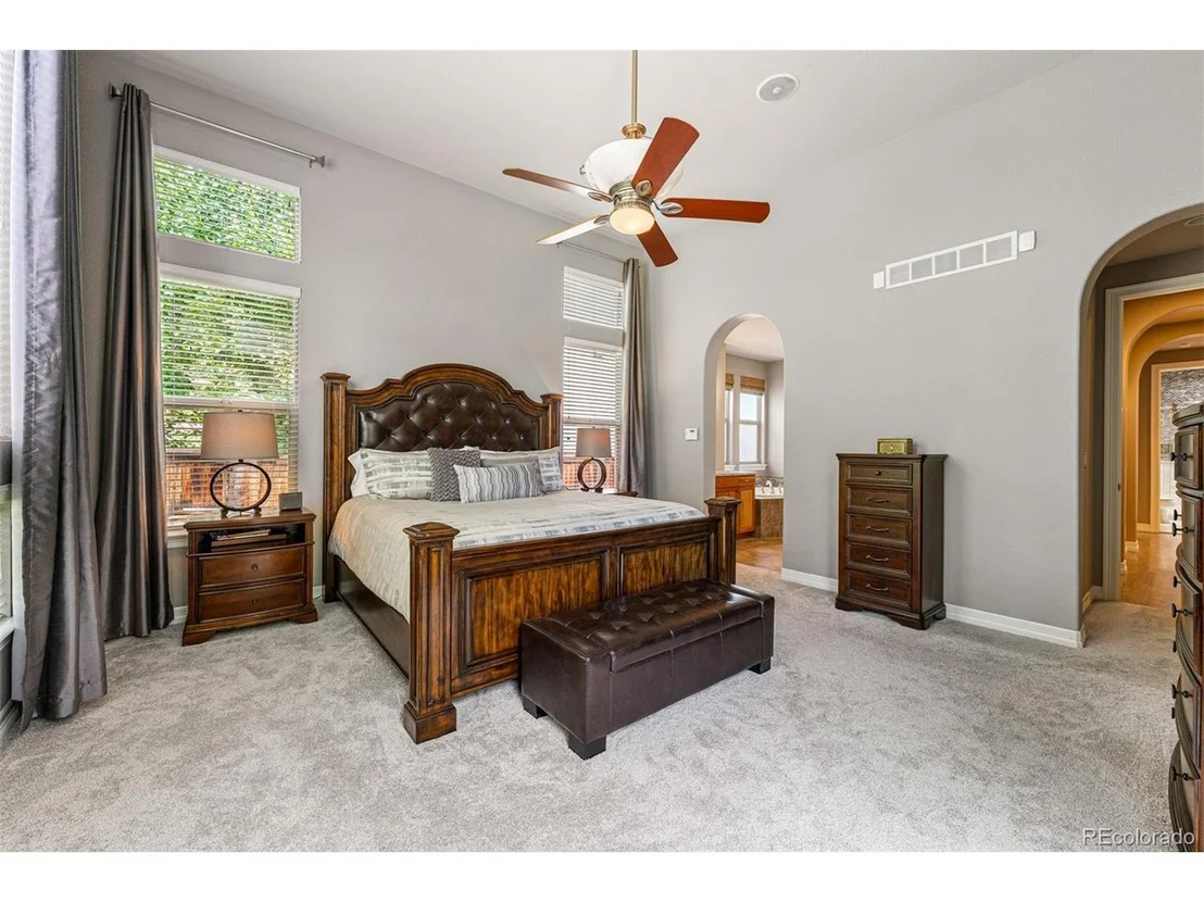 Photo of 9721 Sunset Hill Pl