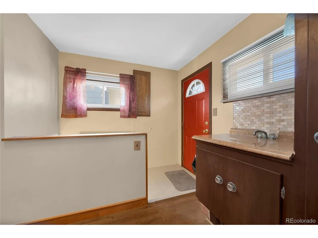 Photo of 450 Date Ave