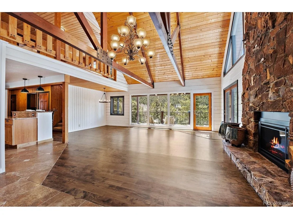 Photo of 81 Mountain View Dr