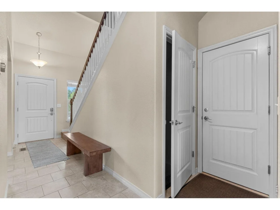 Photo of 562 Dakota Ct