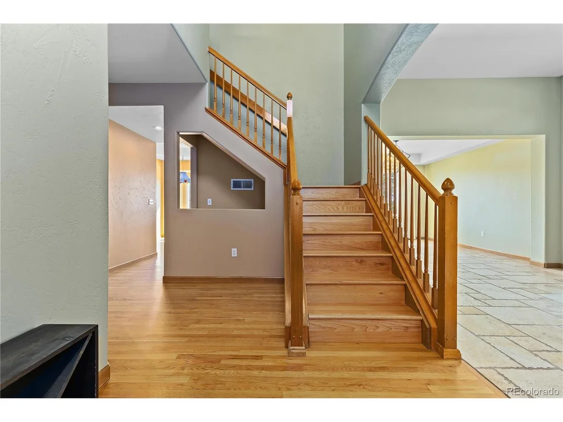Photo of 499 White Ash Dr