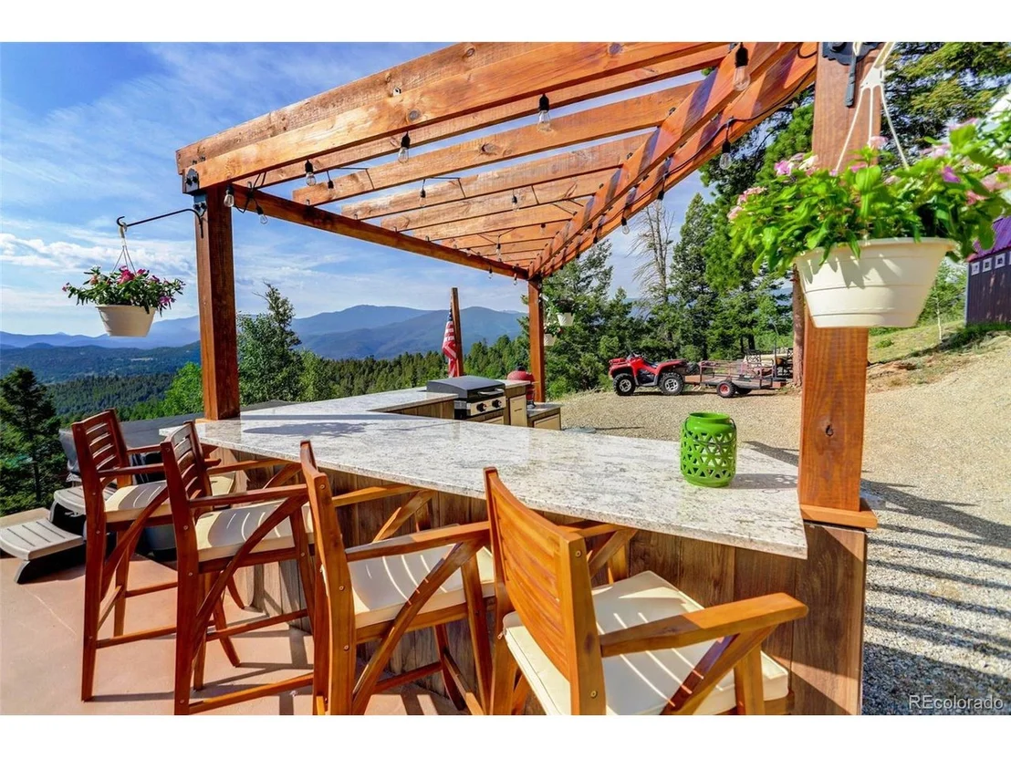 Photo of 291 Pinecrest Cir