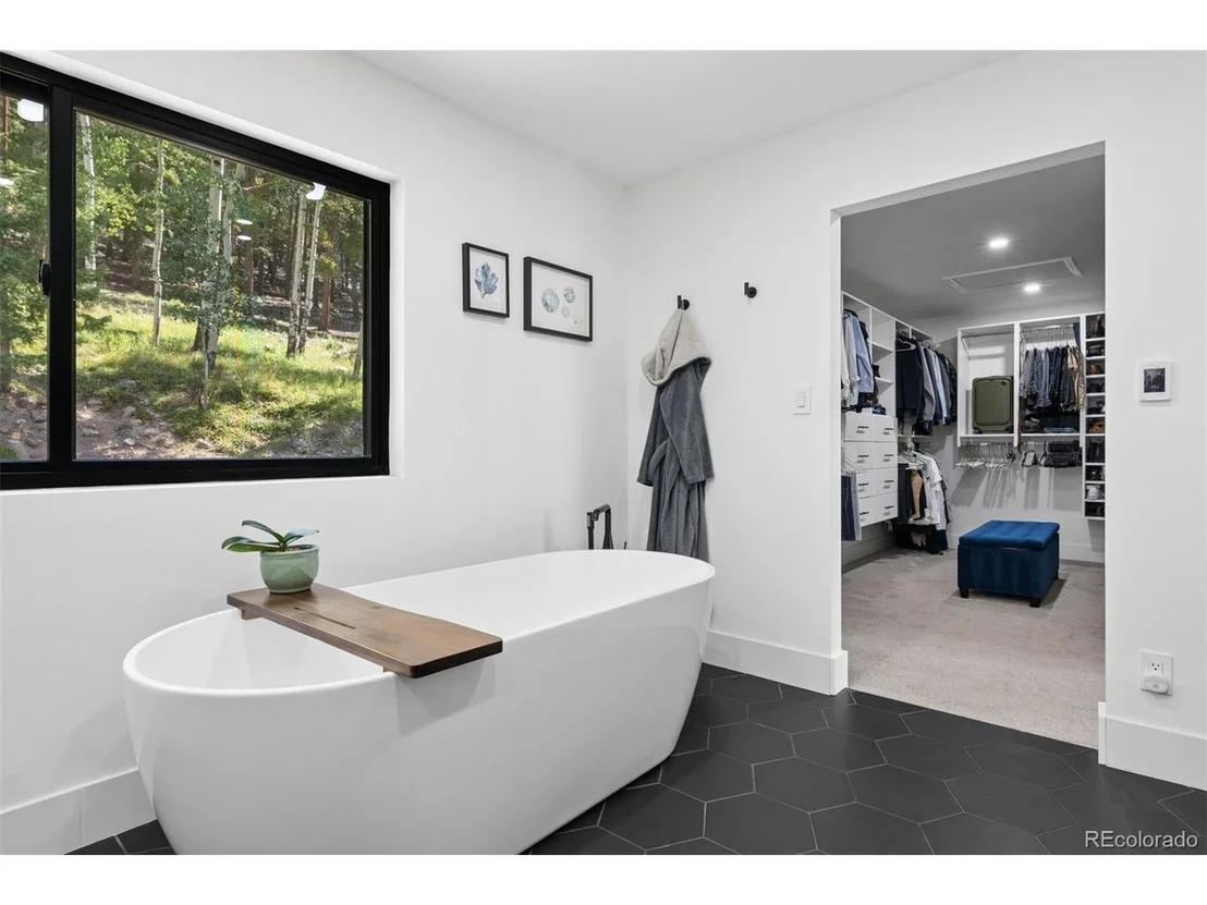 Photo of 11102 Conifer Mountain Rd