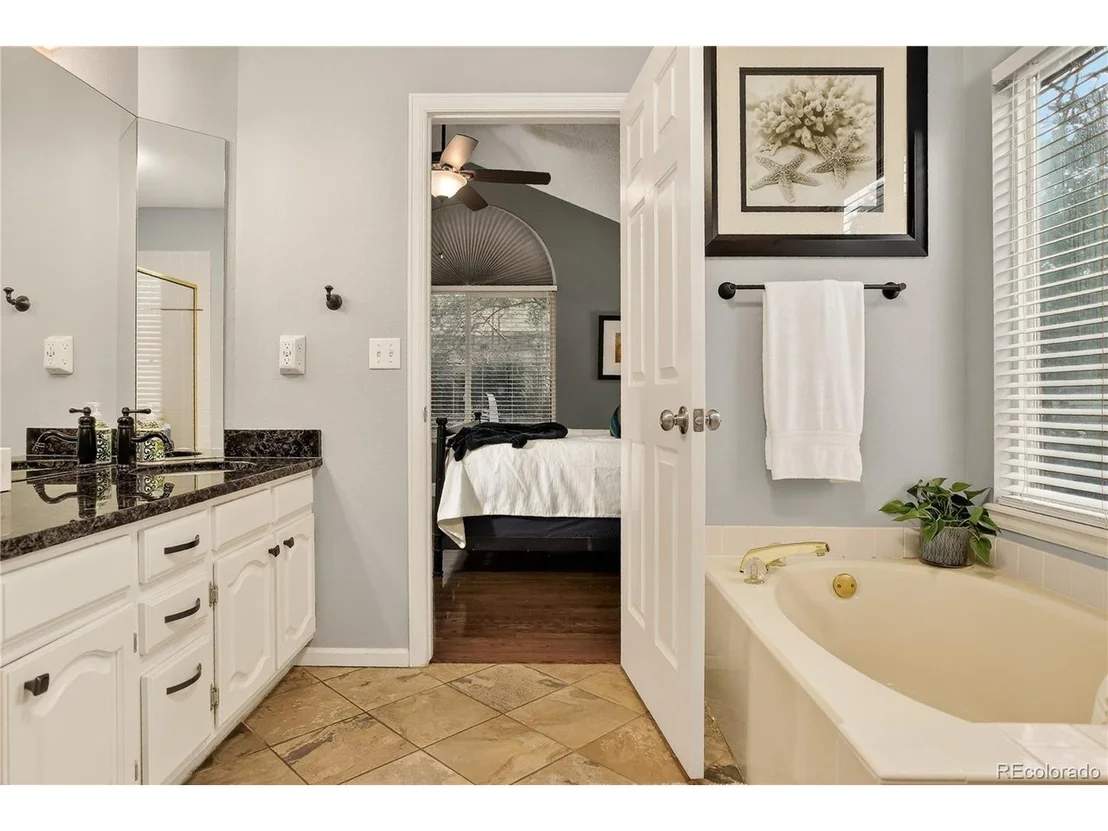 Photo of 8012 W 78th Cir
