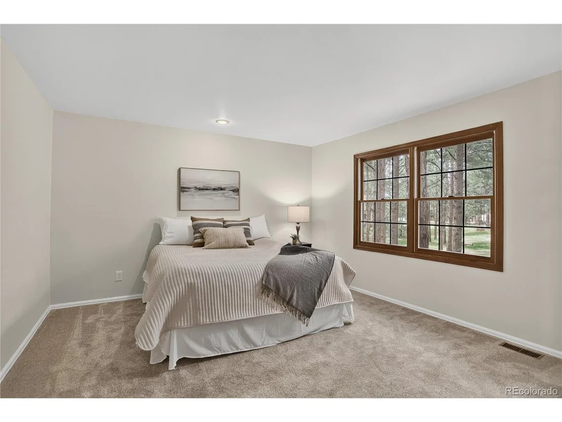 Photo of 70 Long Bow Cir