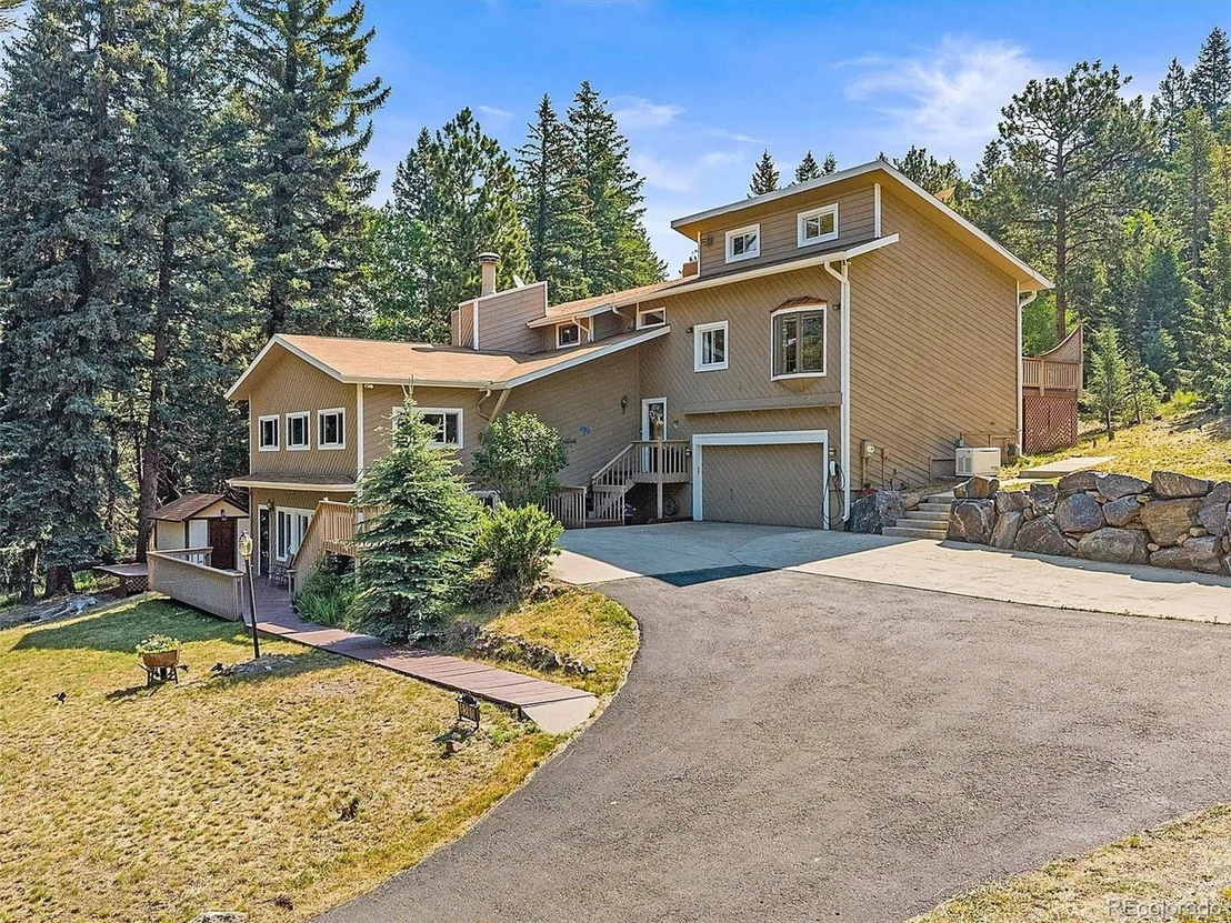 Photo of 8280 Grizzly Way