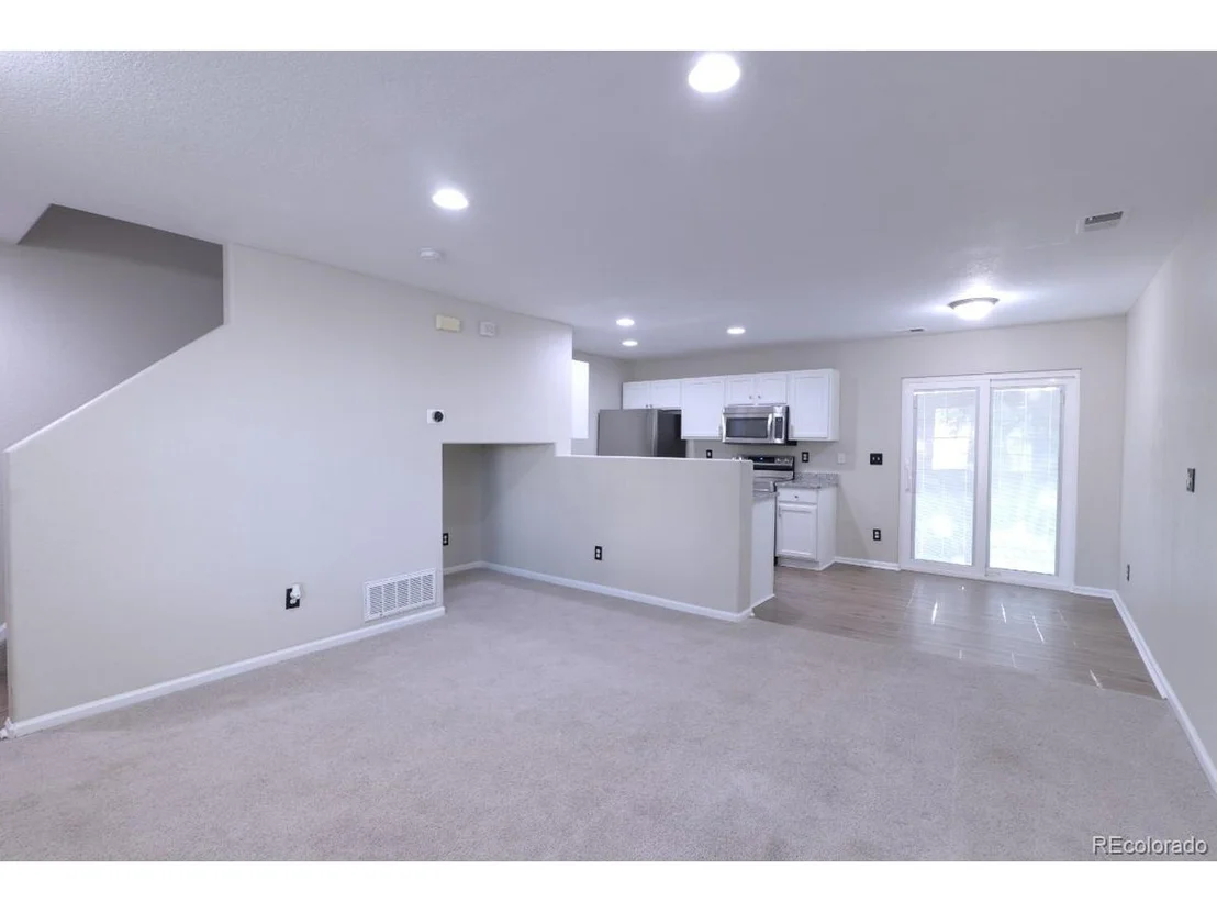 Photo of 10137 Eudora Ct