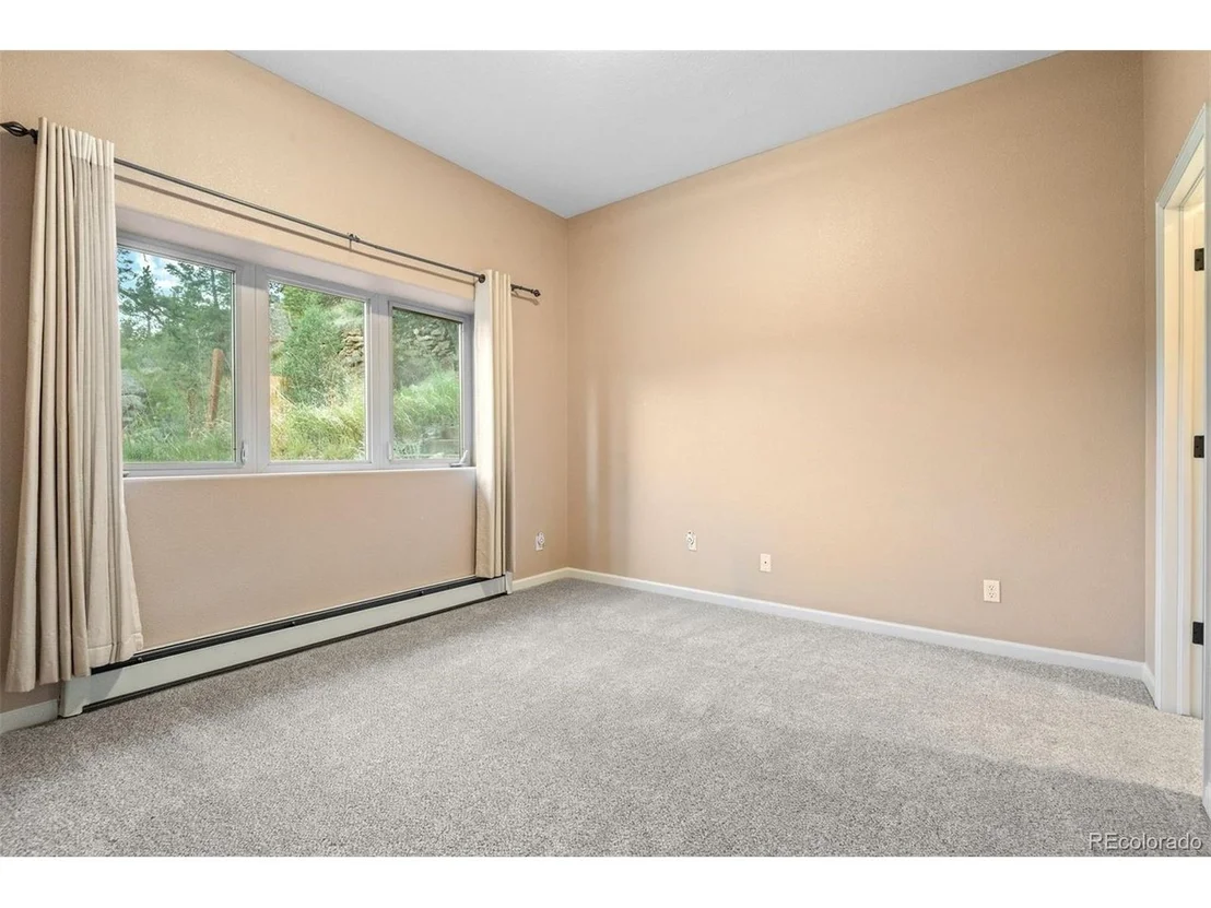 Photo of 3044 High Rd